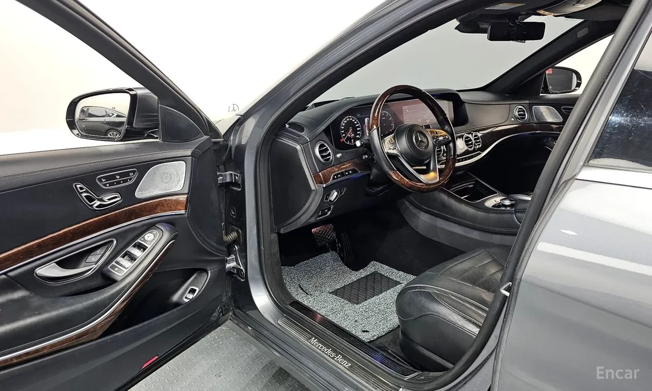 Mercedes-Benz S 560 L 4MATIC, снимка 10 - Автомобили и джипове - 54625241