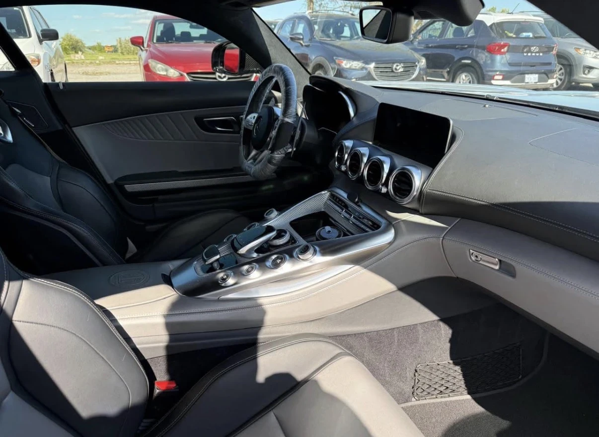 Mercedes-Benz GTS 34000KM * CARFAX * СЕРВИЗНА ИСТОРИЯ * , снимка 9 - Автомобили и джипове - 54800411
