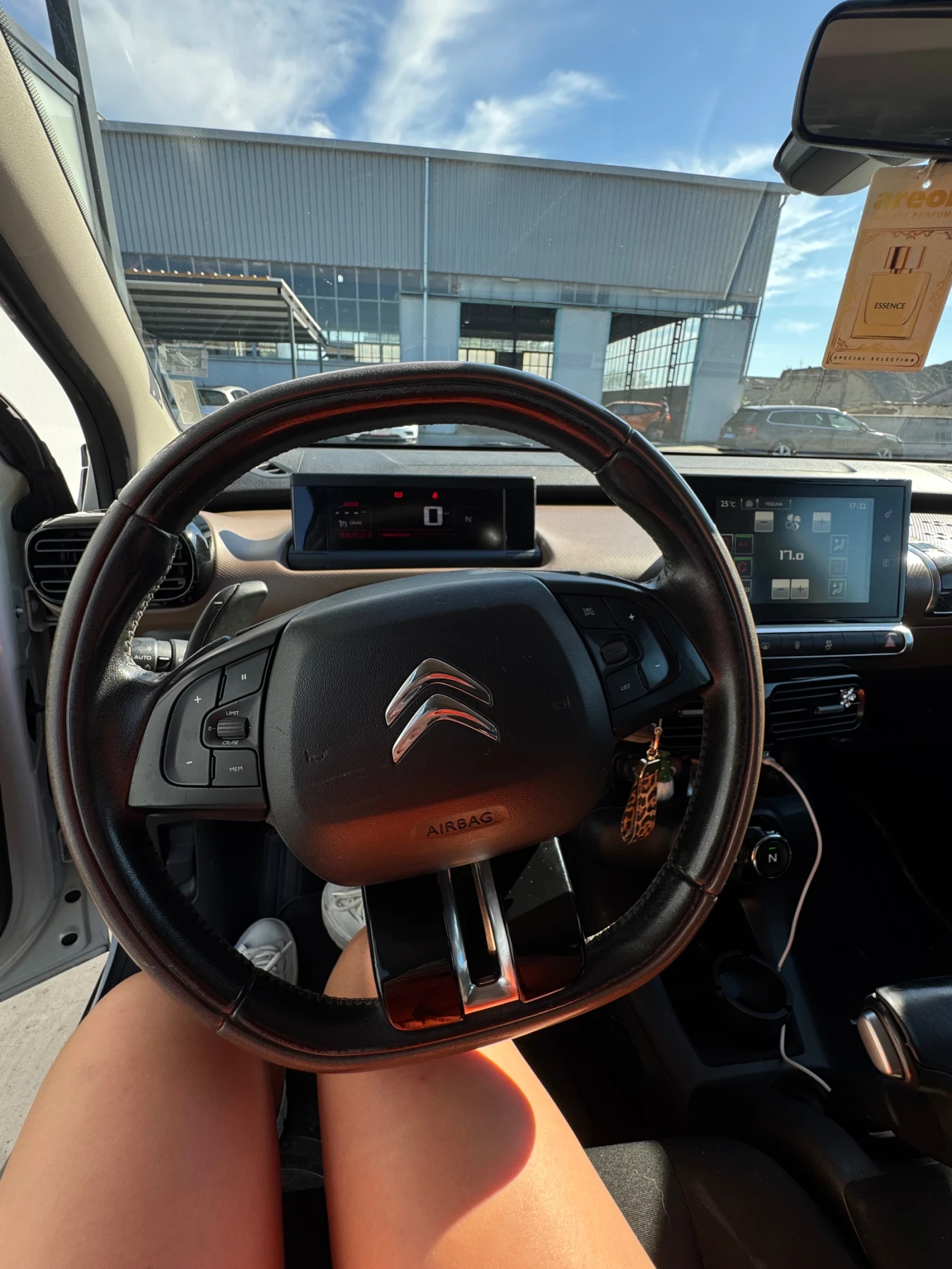Citroen C4 Cactus, снимка 4 - Автомобили и джипове - 55218027
