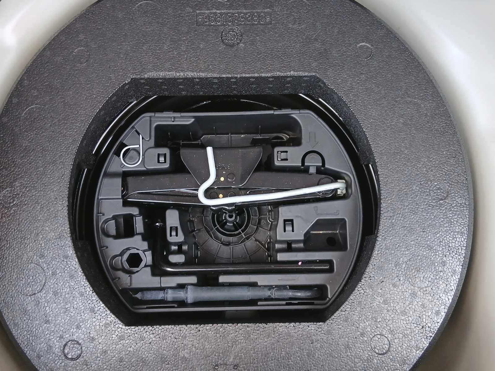 Citroen C3 C3 C-SERIES PureTech 83 S&S BVM5 E6.4, снимка 16 - Автомобили и джипове - 55234840