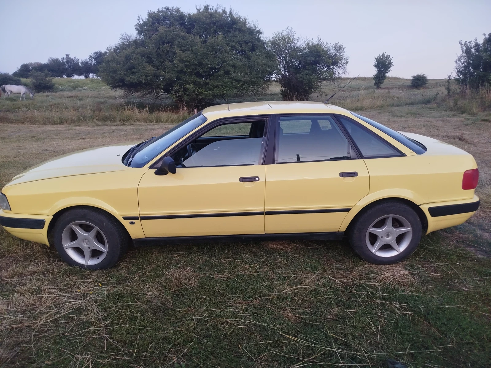 Audi 80 B4 1.9TDI - 90кс. , снимка 2 - Автомобили и джипове - 55287599