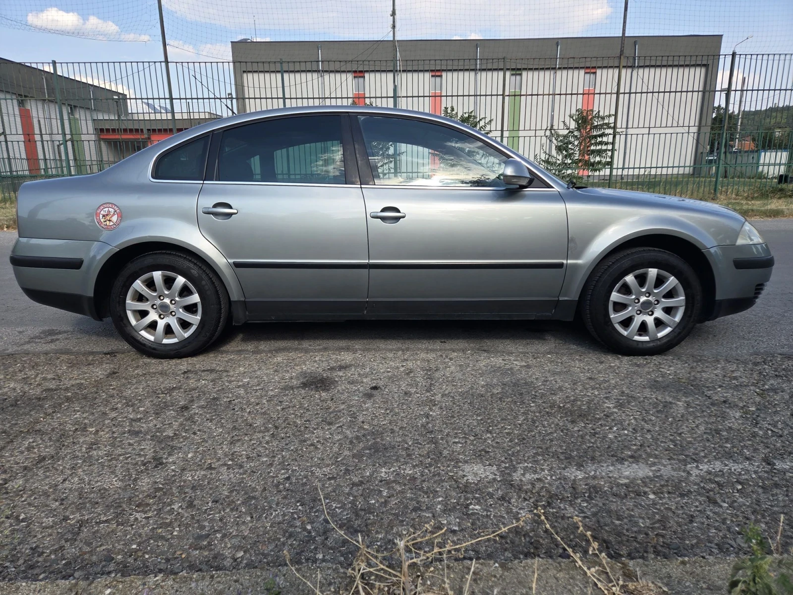 VW Passat 2000i-115к.с., снимка 5 - Автомобили и джипове - 55619357