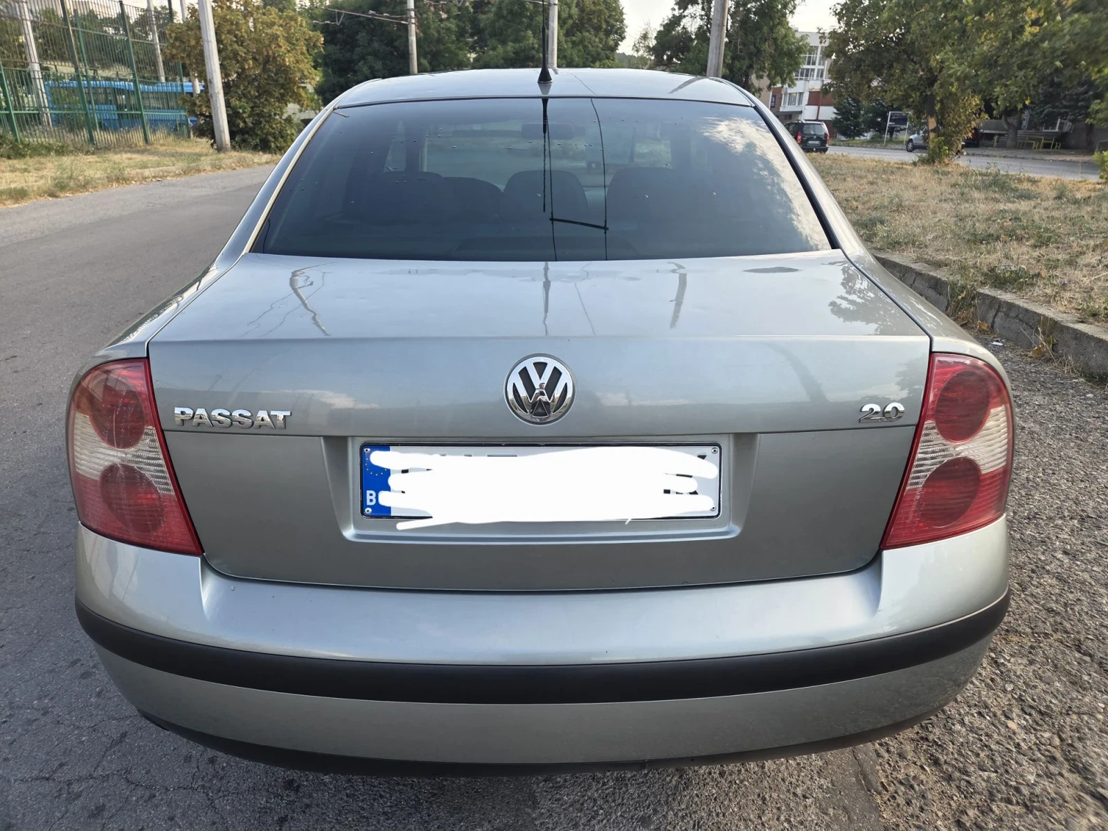 VW Passat 2000i-115к.с., снимка 2 - Автомобили и джипове - 55619357