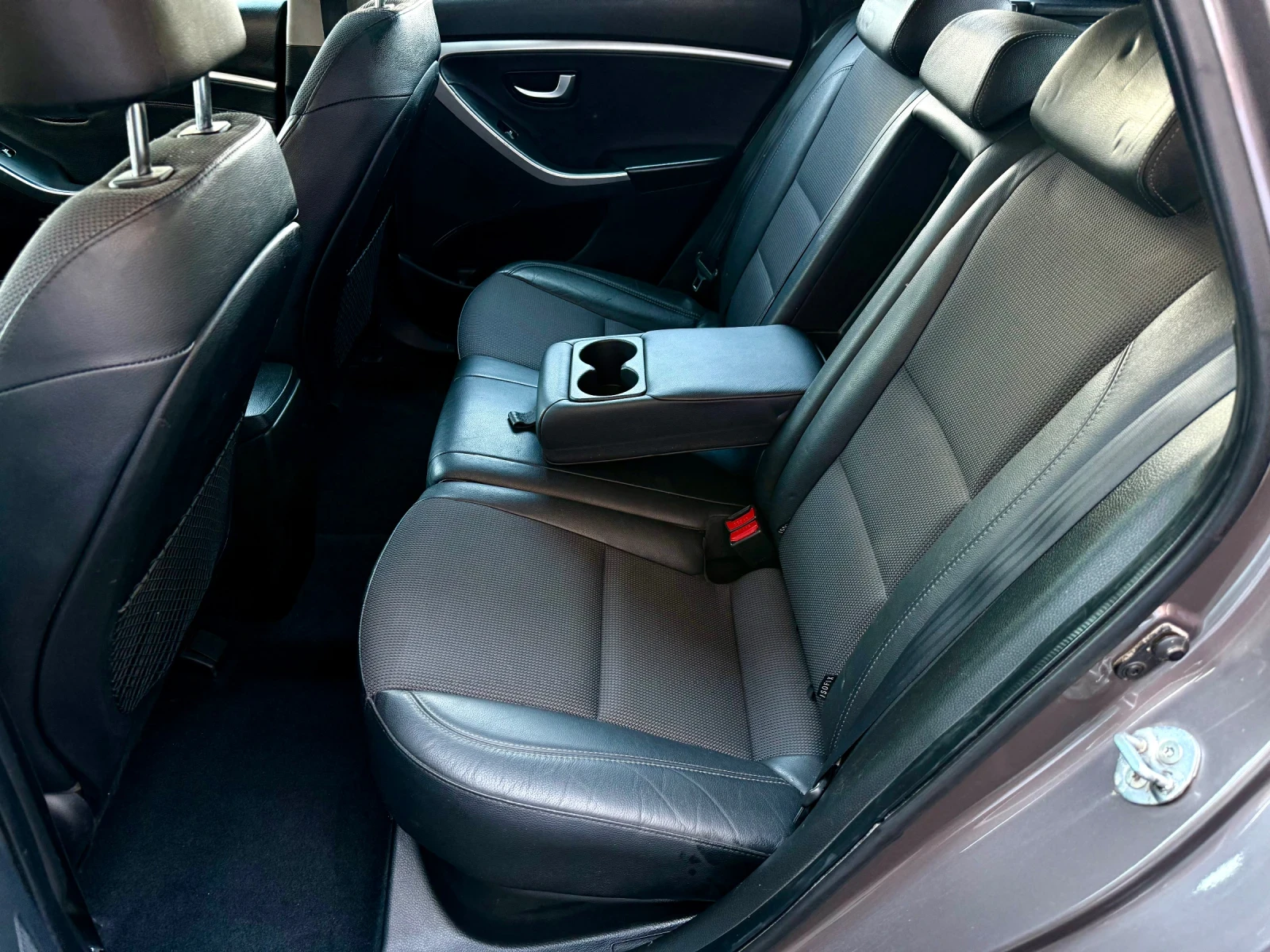 Hyundai I30 1.6CRDI-128��-PREMIUM, PANORAMA-KEYLESS | Mobile.bg � ����������� 13