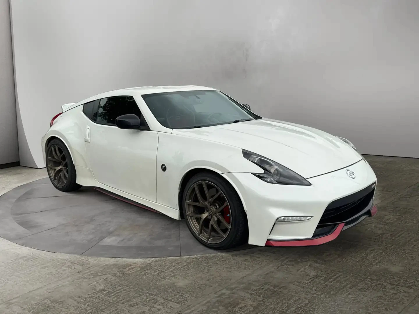 Nissan 370Z Nismo Цена до България & АвтоКредит, снимка 5 - Автомобили и джипове - 56156459