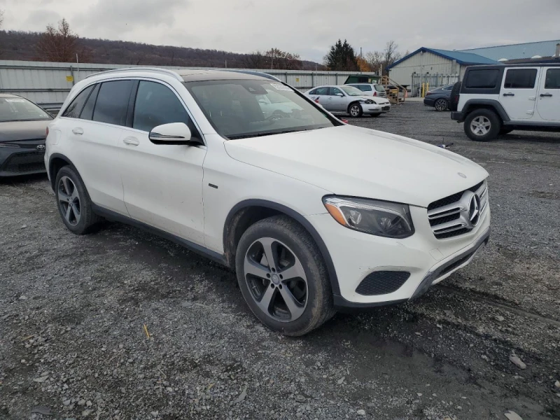 Mercedes-Benz GLC 300 4MATIC, снимка 4 - Автомобили и джипове - 48158866