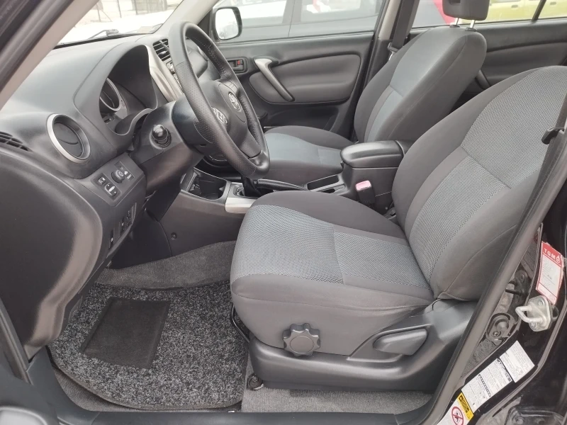 Toyota Rav4 2.0d4d сервизна история, снимка 12 - Автомобили и джипове - 48323882