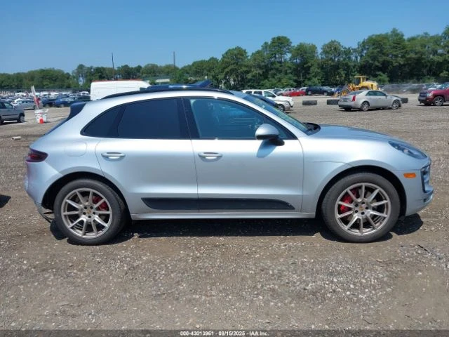 Porsche Macan GTS HEAD-UP ДИСТРОНИК ПАНОРАМА ОБДУХВАНЕ - изображение 6