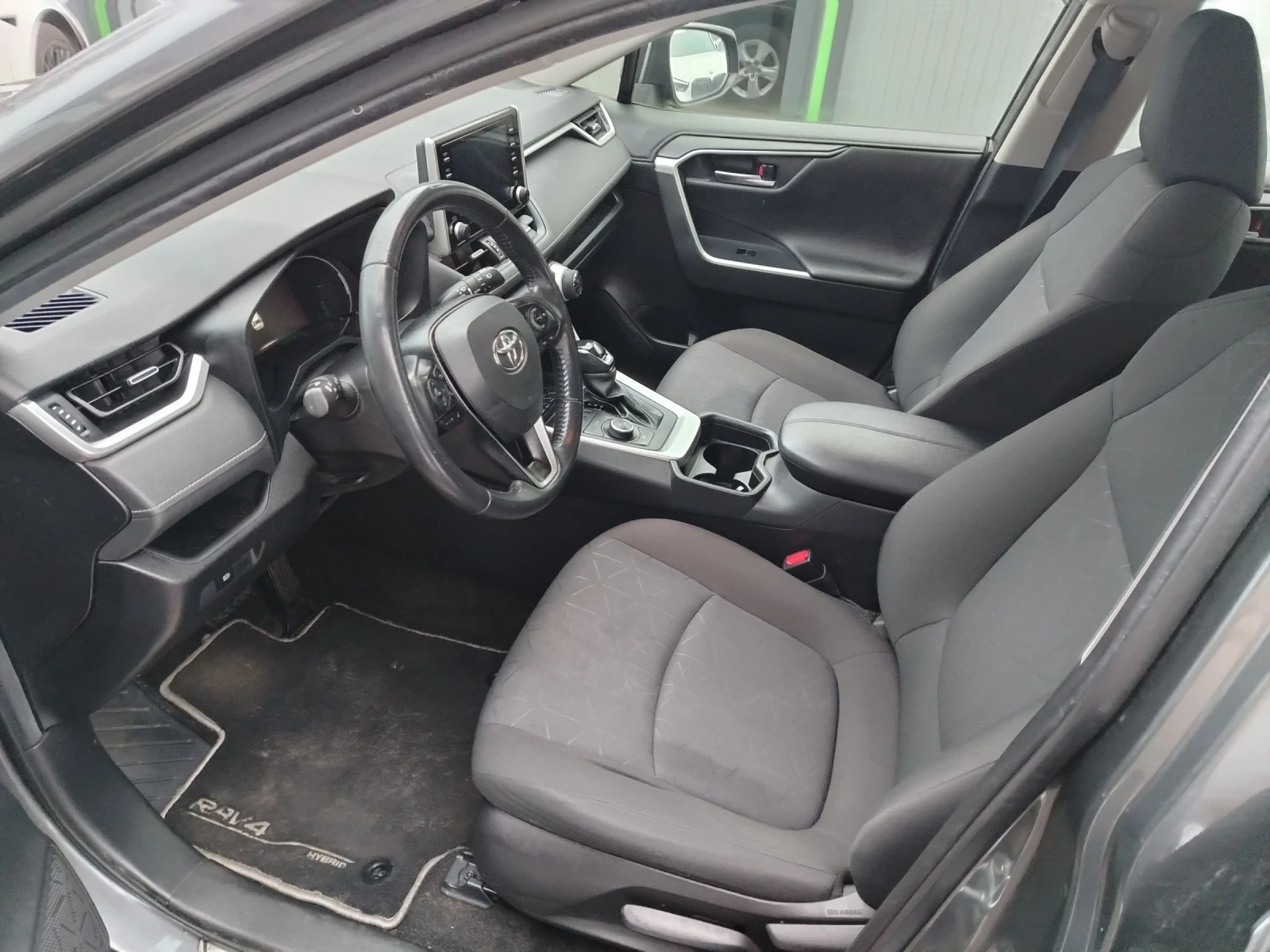 Toyota Rav4 2.5ХИБРИД/4Х4/222КС/ГАРАНЦИЯ  - изображение 9