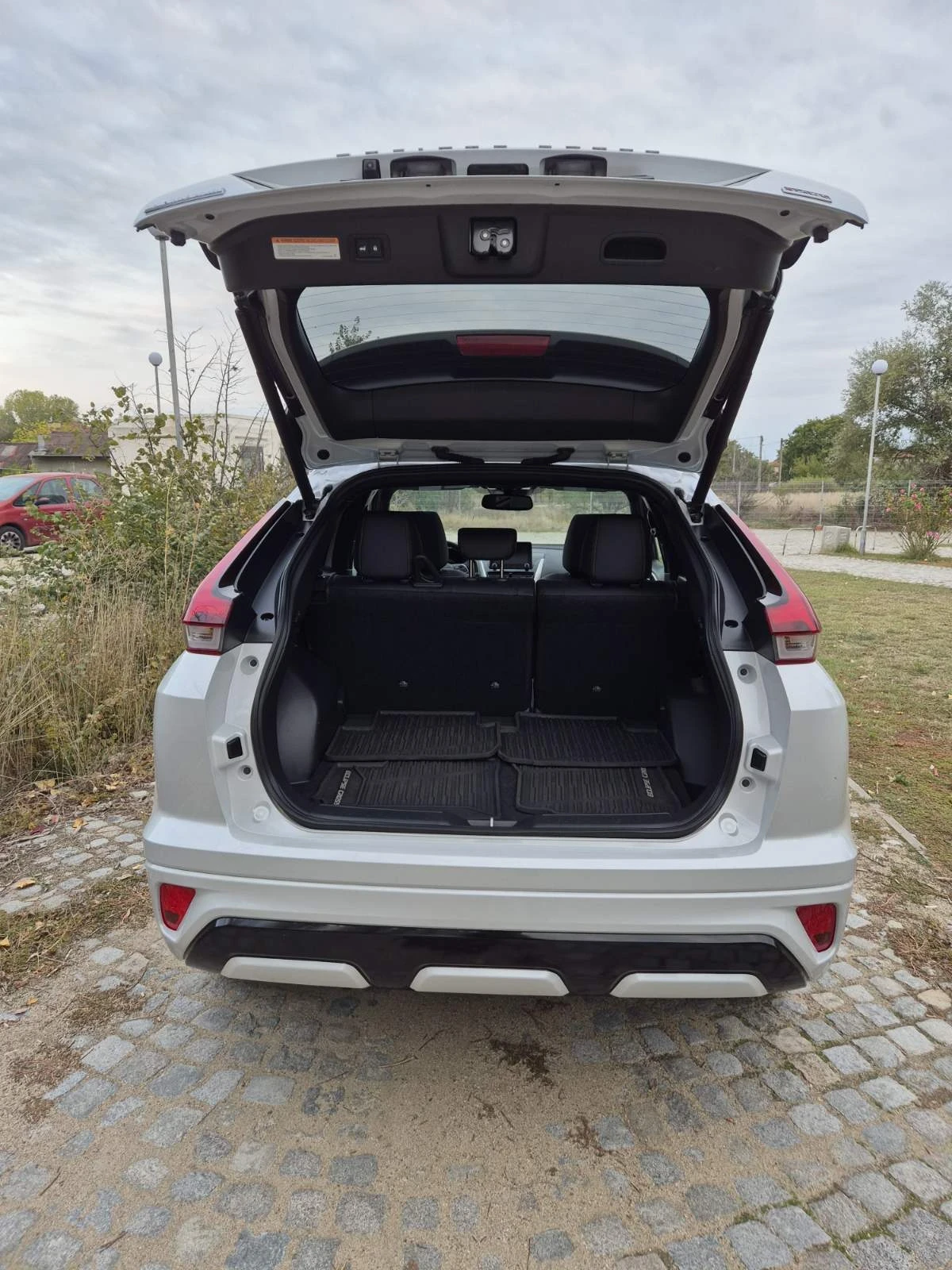 Mitsubishi Eclipse Cross 1.5L AWD, LIMITED EDITION, HEAD-UP  - изображение 4