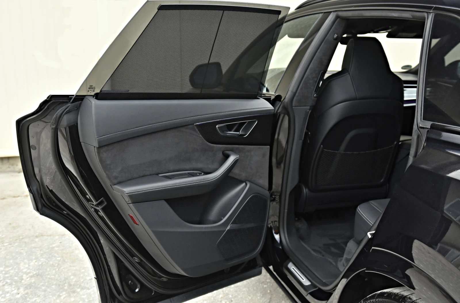 Audi SQ8 4.0 V8T B&O RS-SITZE CARBON 22-RS 360 NIG-VISION | Mobile.bg � ����������� 17