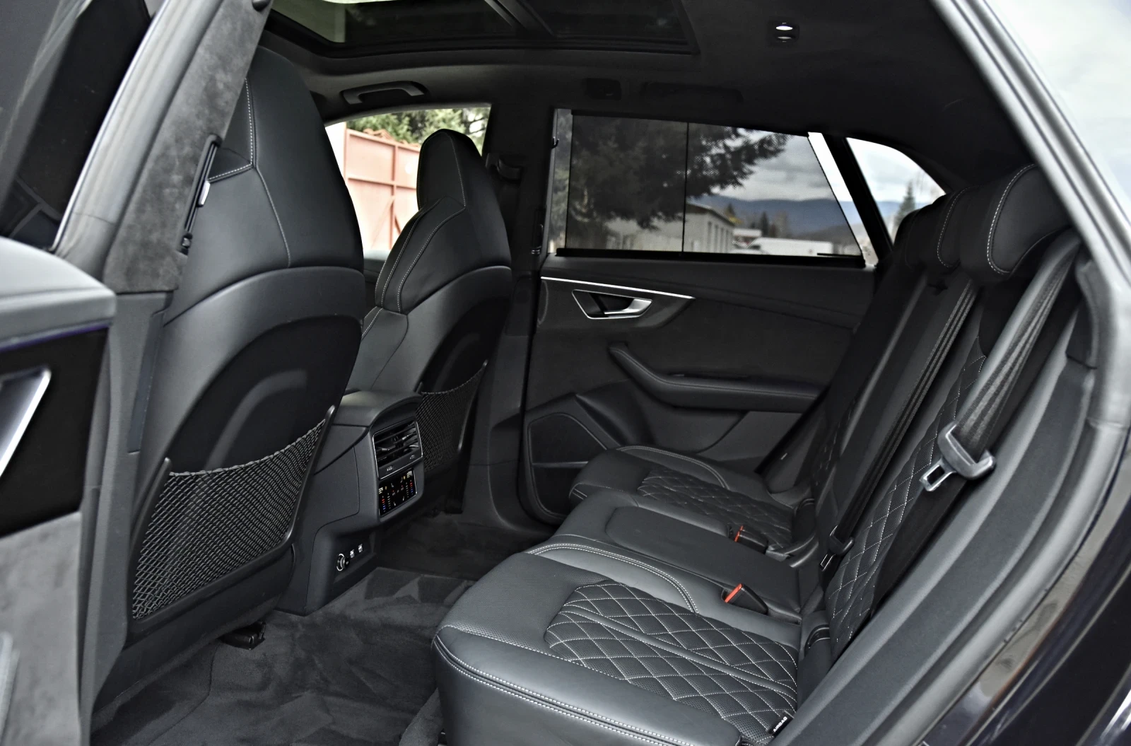 Audi SQ8 4.0 V8T B&O RS-SITZE CARBON 22-RS 360 NIG-VISION | Mobile.bg � ����������� 16