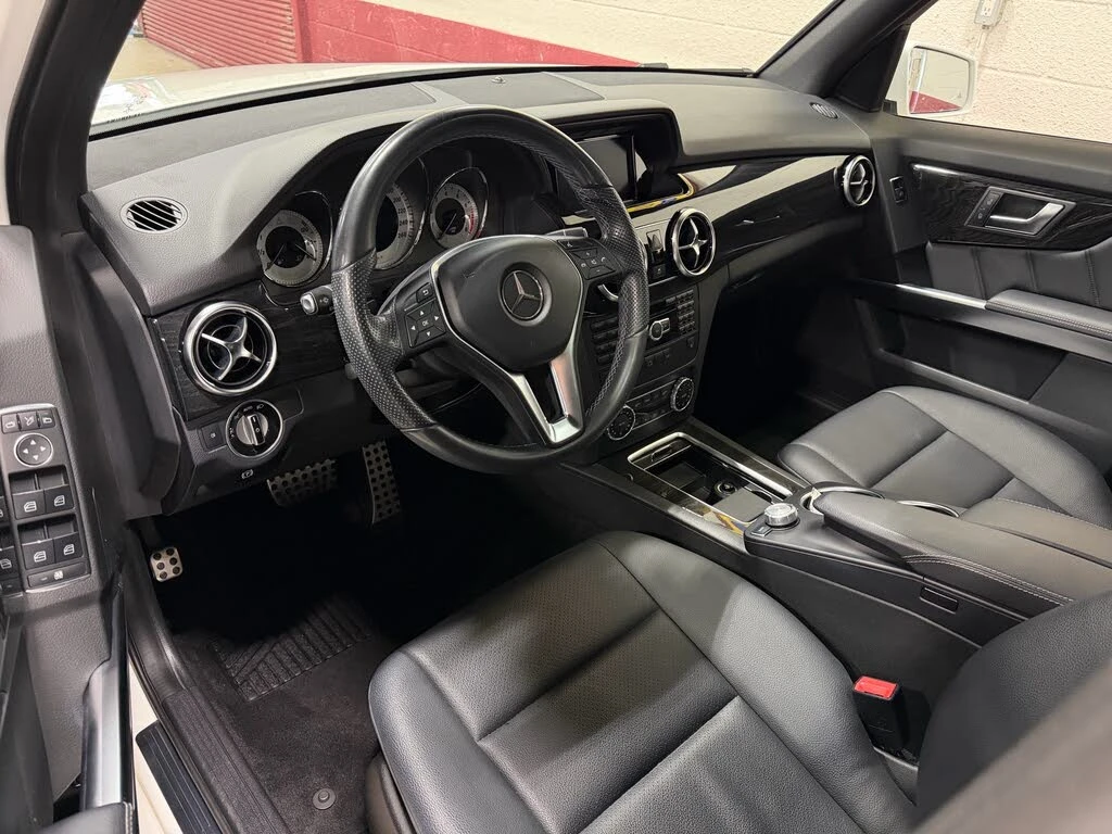 Mercedes-Benz GLK GLK 350* 4MATIC* Автокредит* (Доставка до БГ) - изображение 6