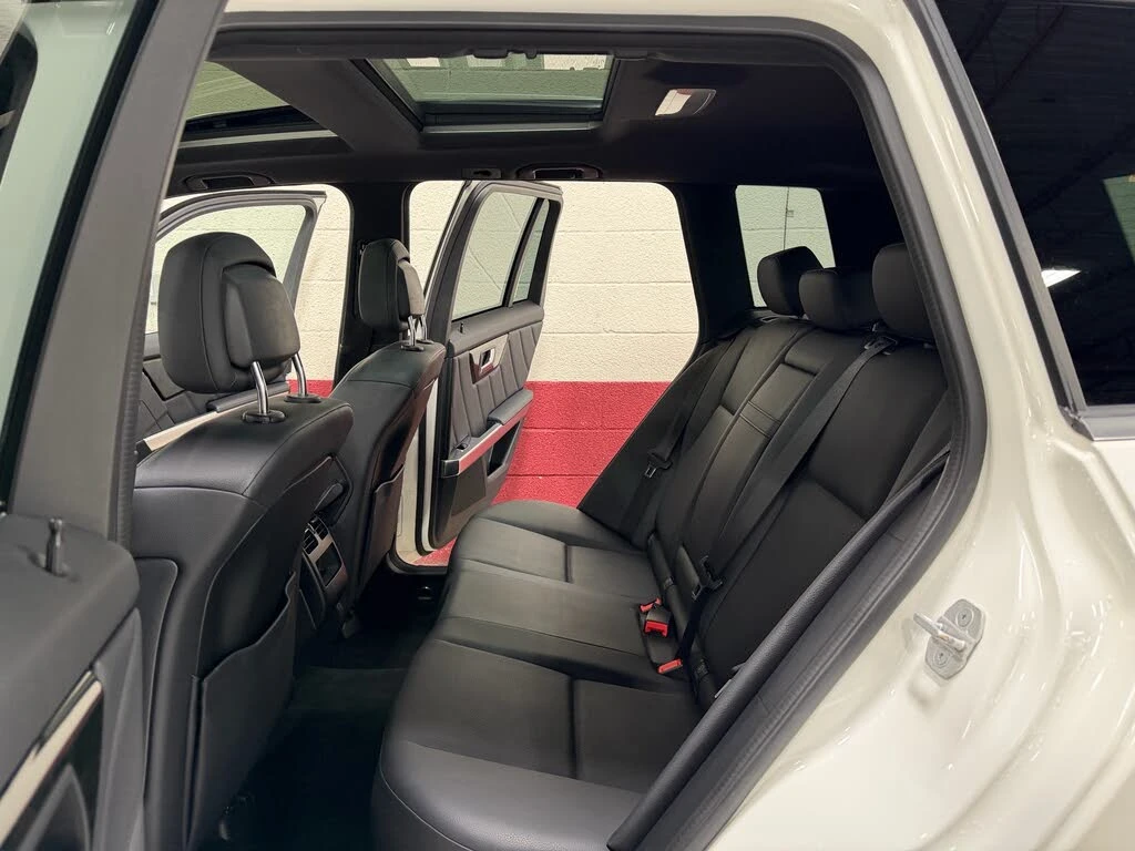 Mercedes-Benz GLK GLK 350* 4MATIC* Автокредит* (Доставка до БГ) - изображение 7