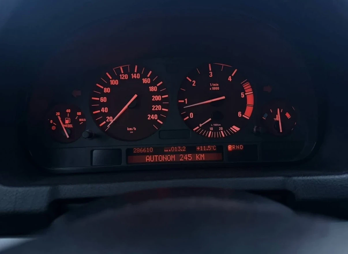 BMW X5 3.0D Face Автомат Швейцария, снимка 6 - Автомобили и джипове - 54115696