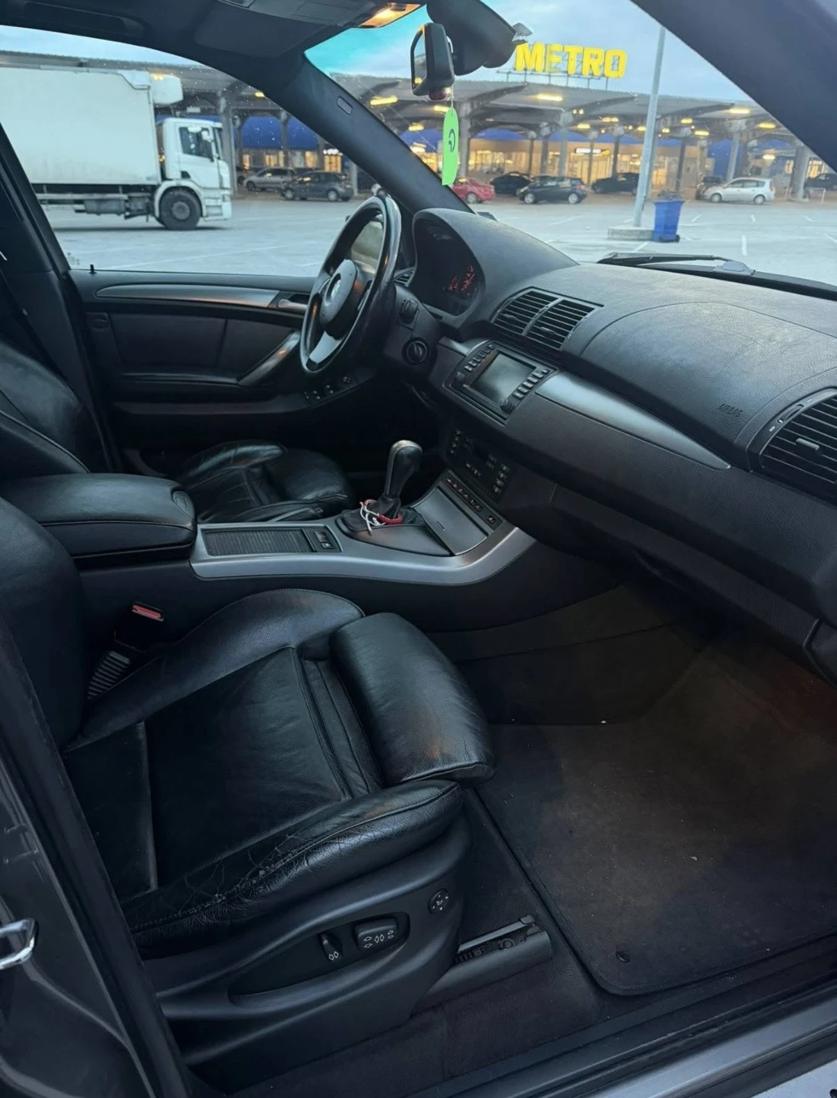 BMW X5 3.0D Face Автомат Швейцария, снимка 8 - Автомобили и джипове - 54115696