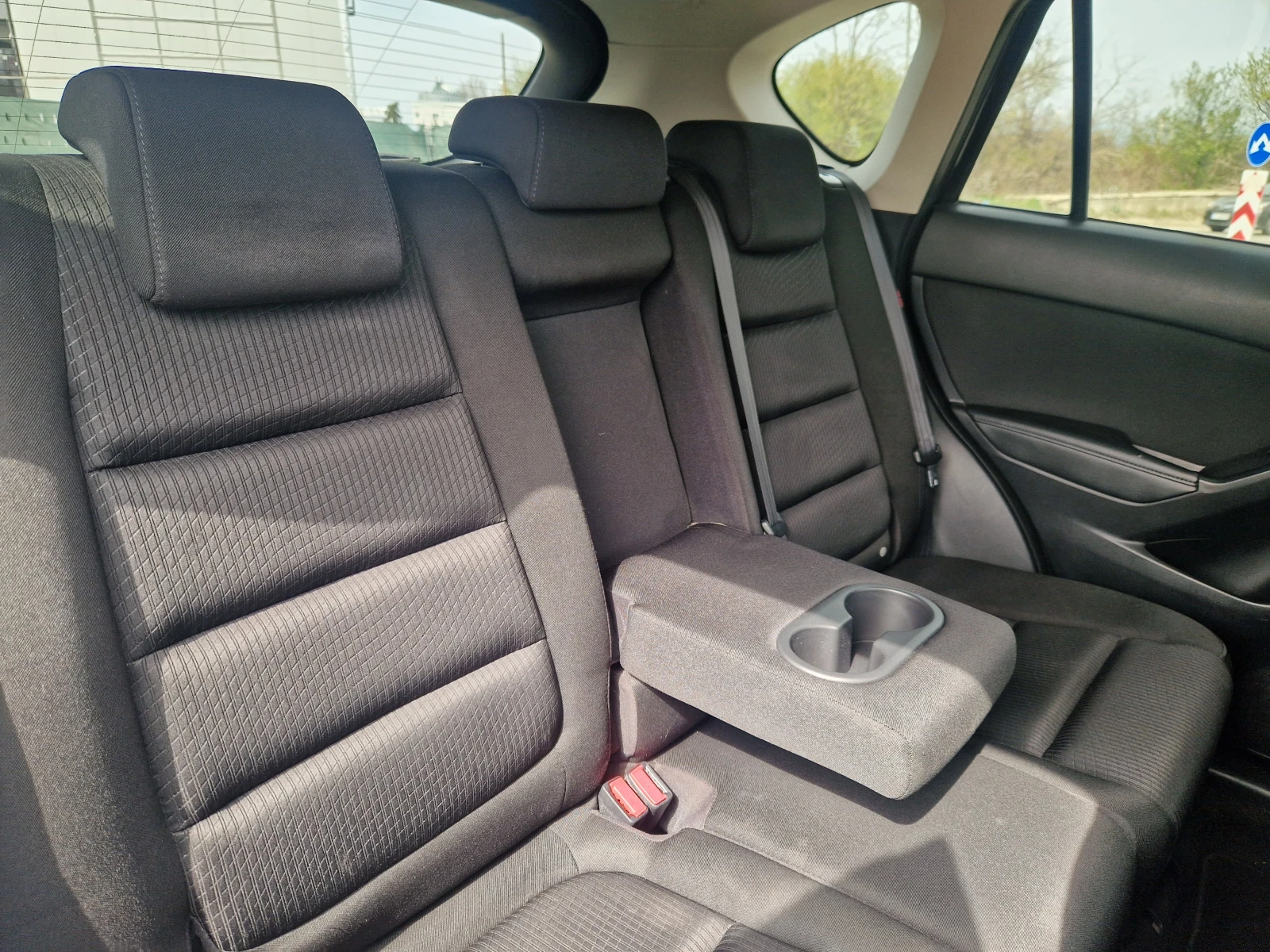 Mazda CX-5 2.2D/2WD, снимка 11 - Автомобили и джипове - 54184091