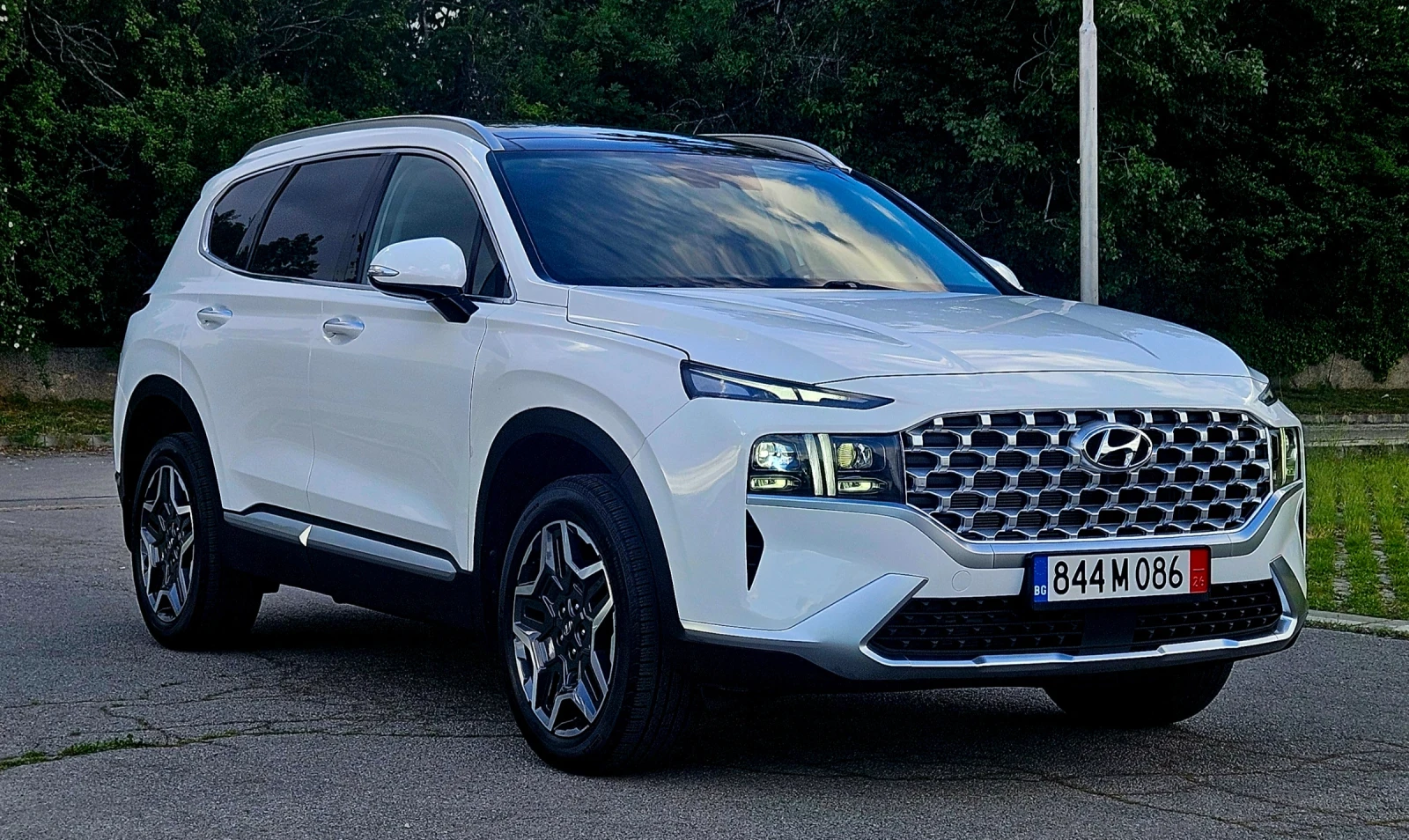 Hyundai Santa fe 1.6 T-GDI Hybrid AWD, снимка 3 - Автомобили и джипове - 54622670