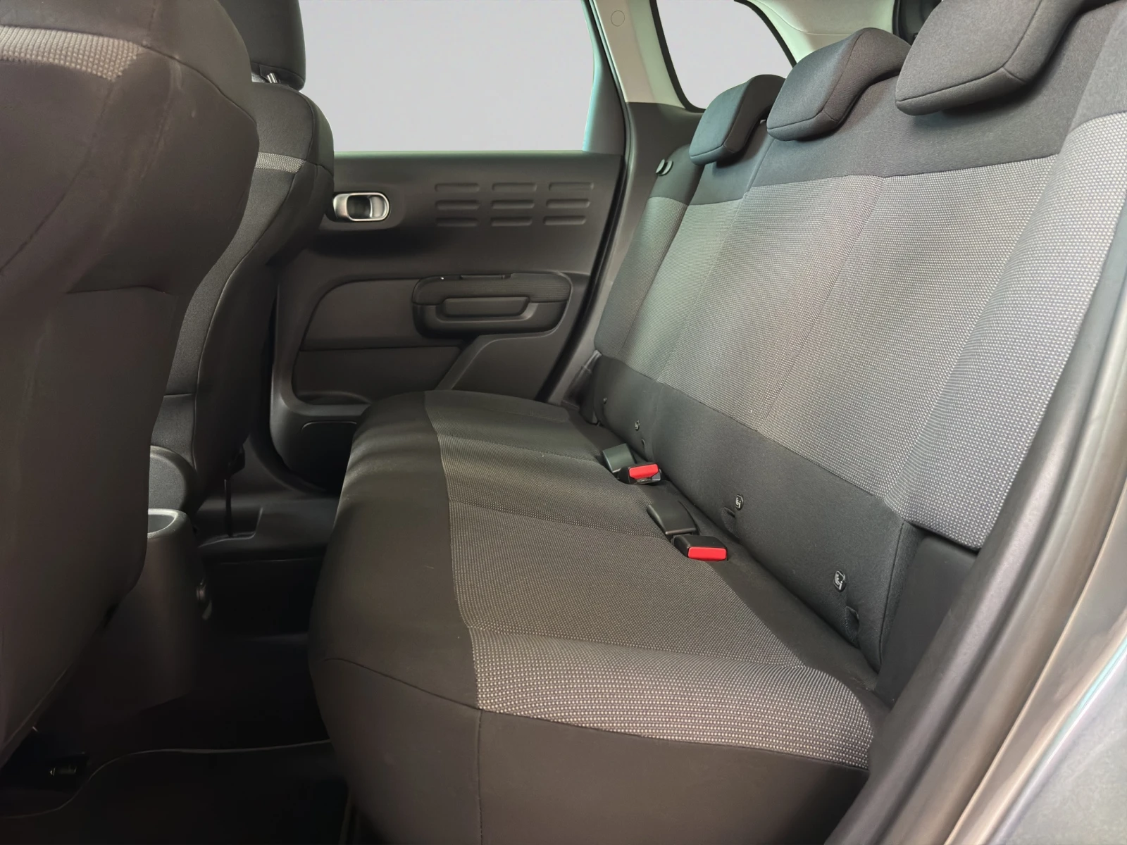 Citroen C3 Aircross 1.6 HDI 100 BVM5, снимка 12 - Автомобили и джипове - 55298695
