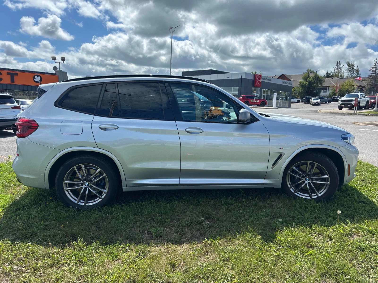 BMW X3  M40i / ЛАЗЕРИ / CAMERA / CARFAX / АВТОКРЕДИТ, снимка 3 - Автомобили и джипове - 55816439