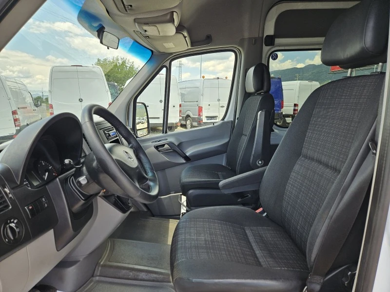 Mercedes-Benz Sprinter 316 Пътнически, снимка 9 - Бусове и автобуси - 45932434