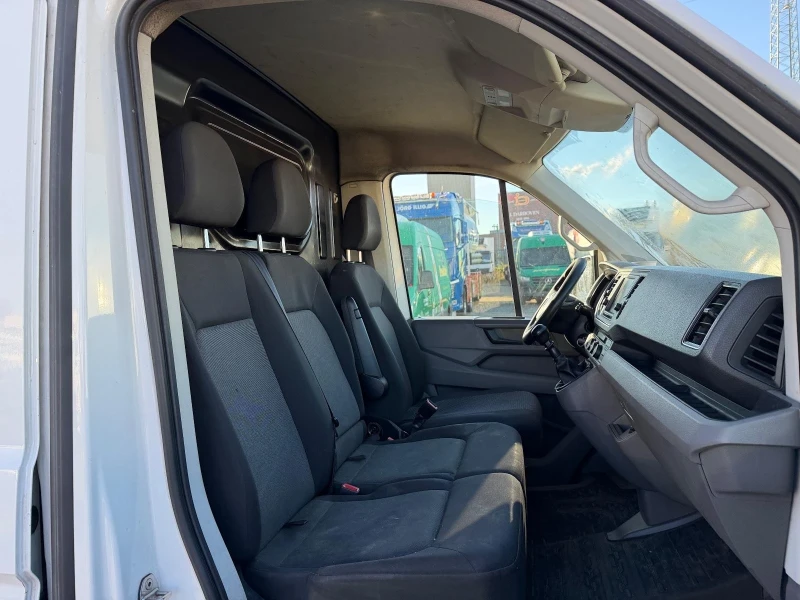 VW Crafter, снимка 3 - Бусове и автобуси - 52676671