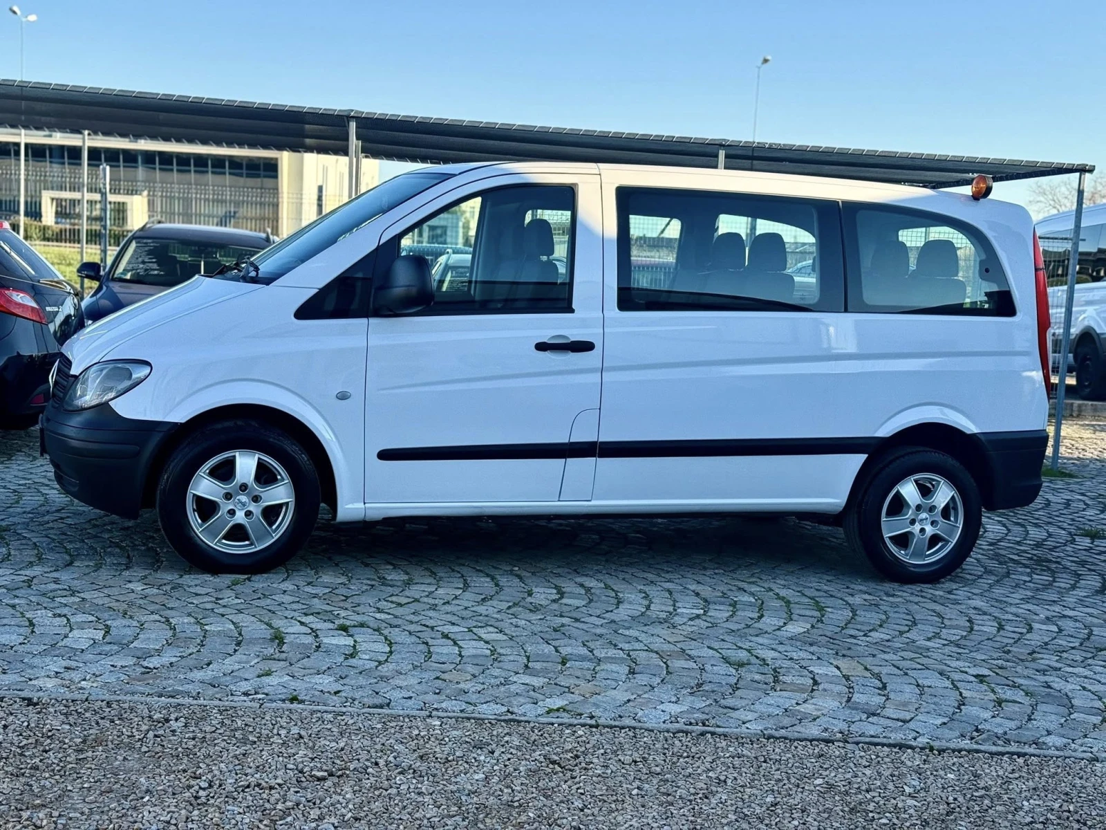 Mercedes-Benz Vito 2.2 9-места - изображение 2