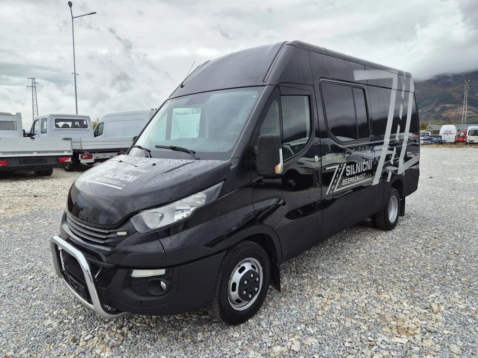 Iveco Daily 35c210 * 5 места* Товяропътник* Автомат* Нави* Кли
