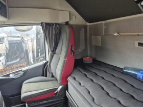 Volvo F12, снимка 10