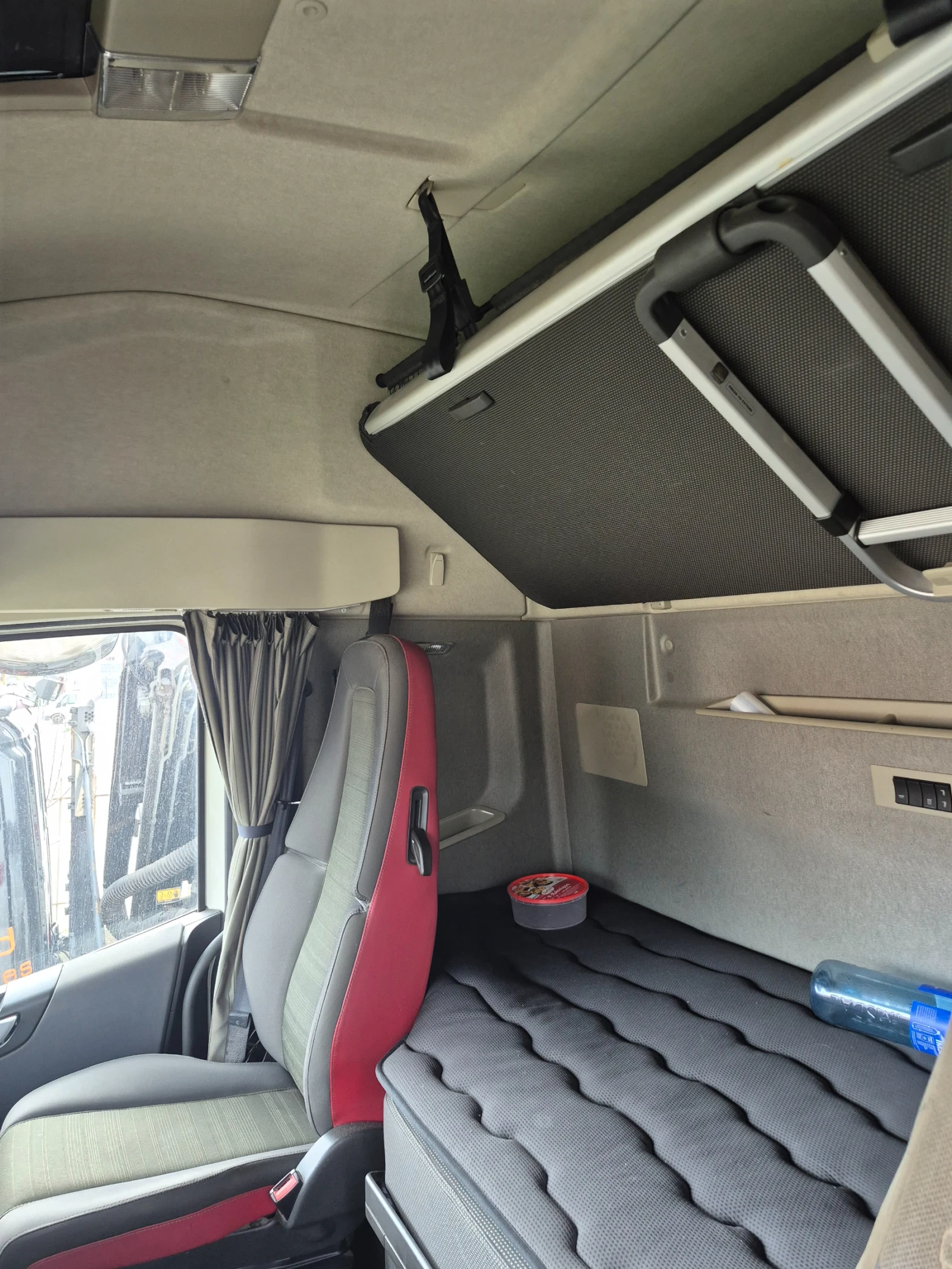 Volvo F12, снимка 8 - Камиони - 53891241