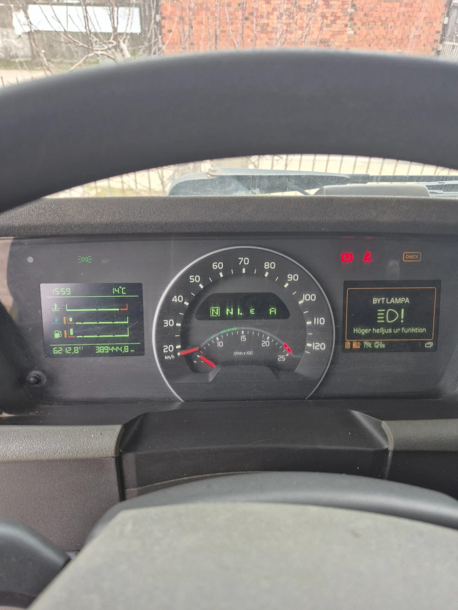 Volvo F12, снимка 9 - Камиони - 53891241