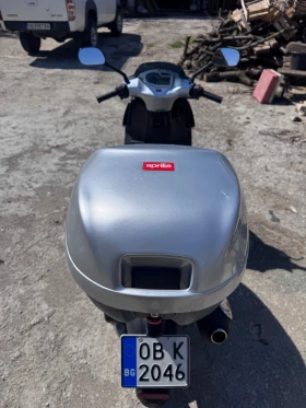 Aprilia 125 Sportcity, снимка 8