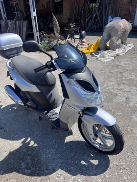 Aprilia 125 Sportcity, снимка 7