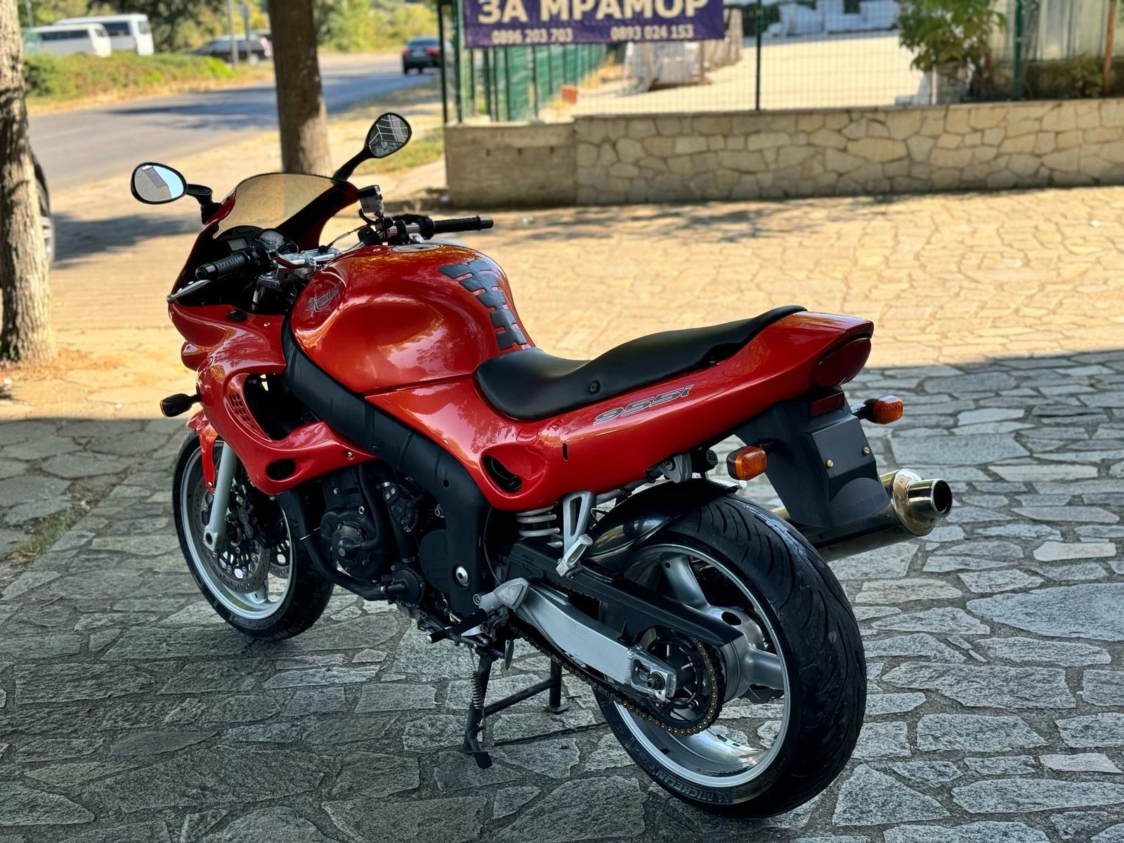 Triumph Sprint ST 955 i  - изображение 3