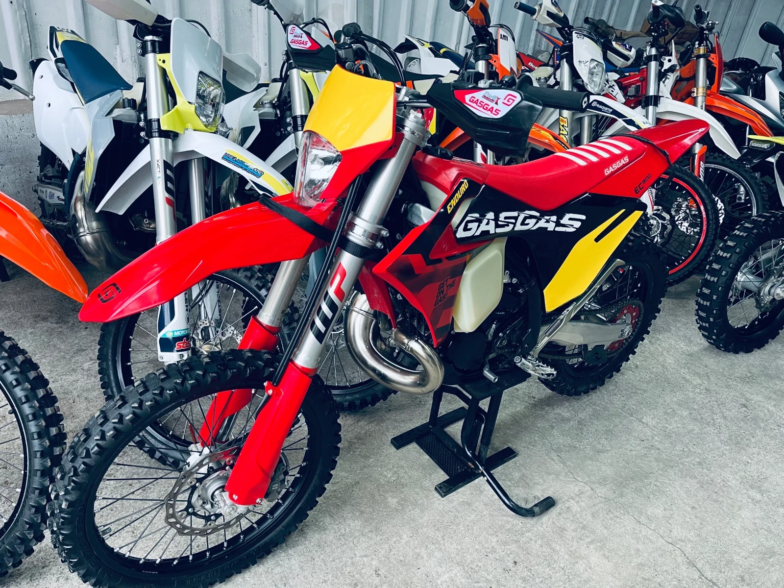 GASGAS EC 300GP 2025, снимка 4 - Мотоциклети и мототехника - 54372292