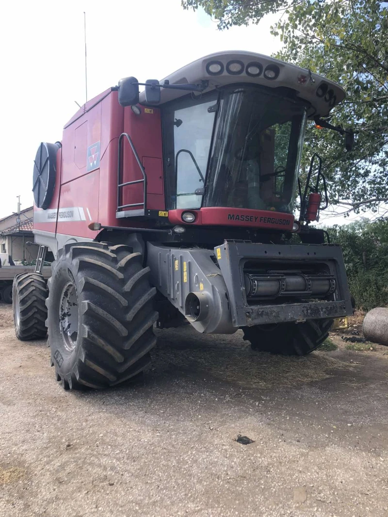 Комбайн Massey Ferguson 9895