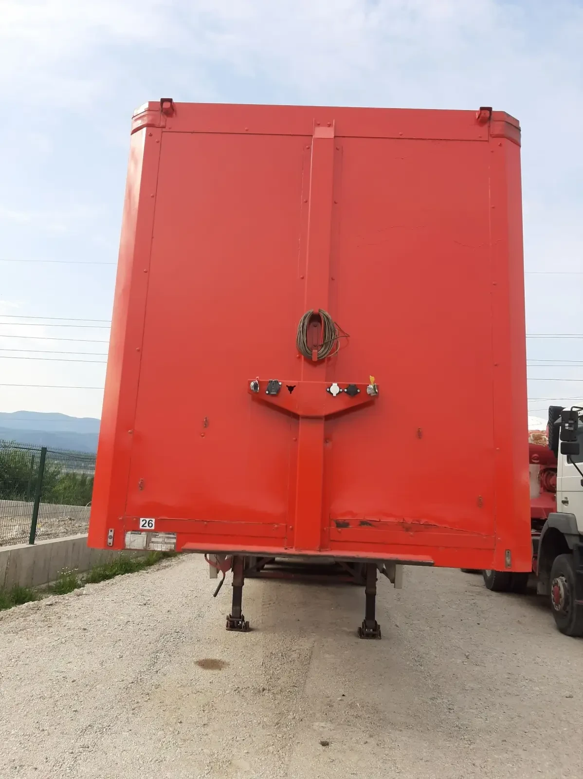   Renders | Mobile.bg   3