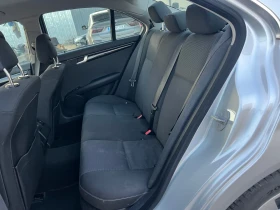 Mercedes-Benz C 200 2.2 CDI BLUE-EFFICENCY/ Автоматик/Нави/Park assist, снимка 12