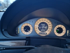 Mercedes-Benz E 350 4-матик, снимка 11