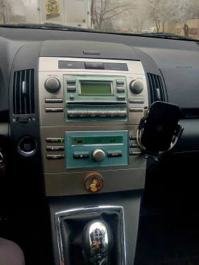 Toyota Corolla verso 1.8 VVTI Г.Инж. 6+ 1, снимка 10