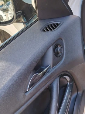 Opel Zafira Tourer 1.6 cdi N1, снимка 10