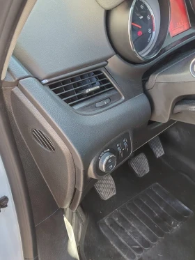 Opel Zafira Tourer 1.6 cdi N1, снимка 9
