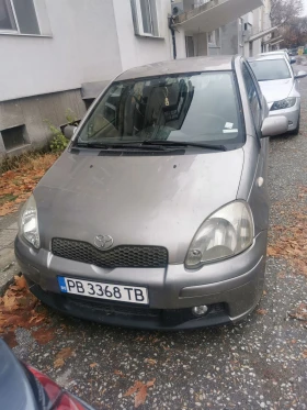 Toyota Yaris 1.3 VVT-i , снимка 1