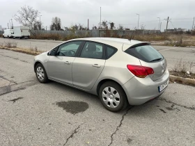 Opel Astra 1.6 Автоматик, снимка 3