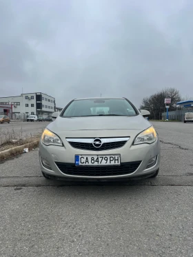 Opel Astra 1.6 Автоматик, снимка 2