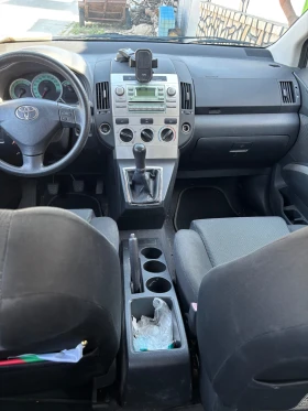 Toyota Corolla verso | Mobile.bg    10