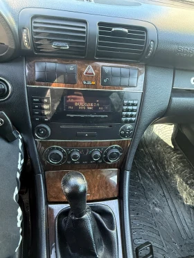 Mercedes-Benz 220 - 3150 € / 6160.86 лв. - 64328757 6