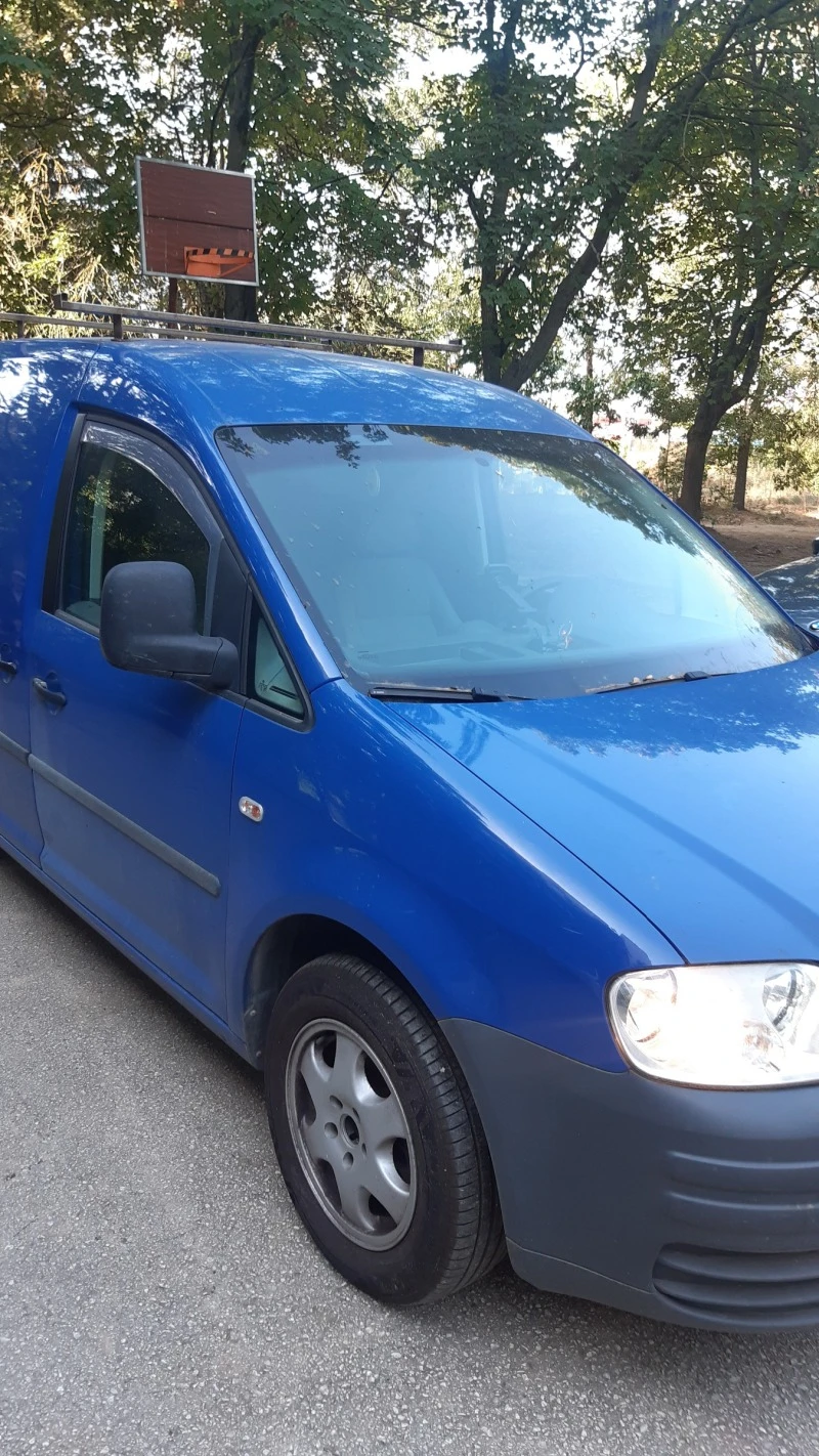 VW Caddy, снимка 10 - Автомобили и джипове - 46896568