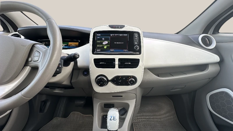 Renault Samsung Zoe 41 kwh, снимка 9 - Автомобили и джипове - 48093393