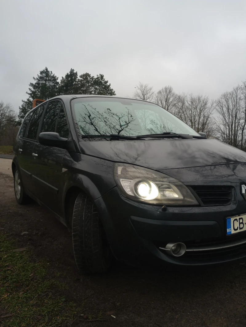 Renault Scenic, снимка 3 - Автомобили и джипове - 49441790